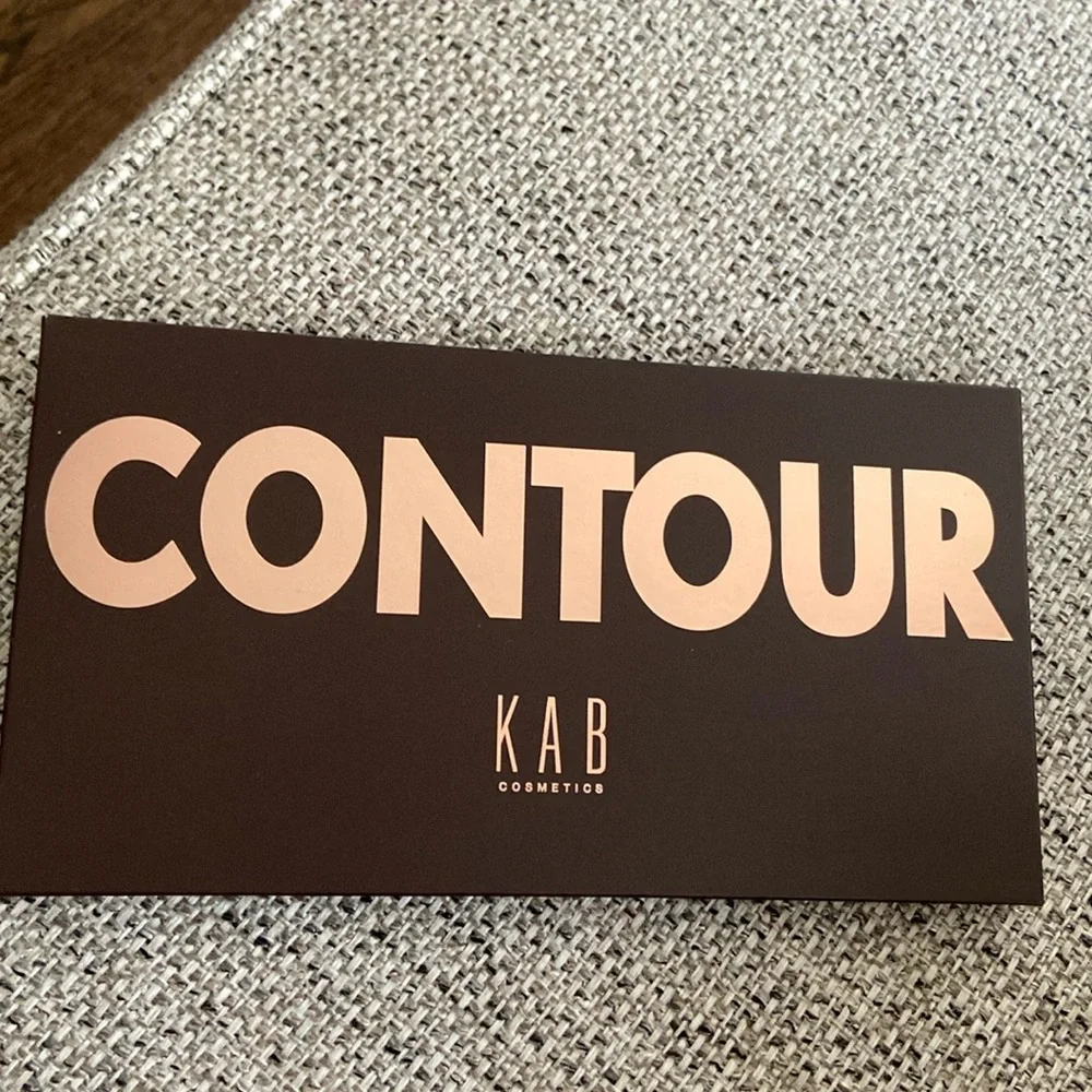 KAB Cosmetics Contour Palette Volume 1 BNIB Authentic! Big Full